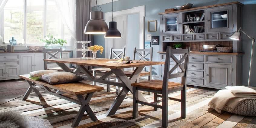 Drewniane kredensy – pomysły na modne wnętrze