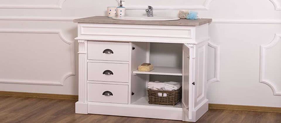 Jak urządzić łazienkę drewnianymi meblami?