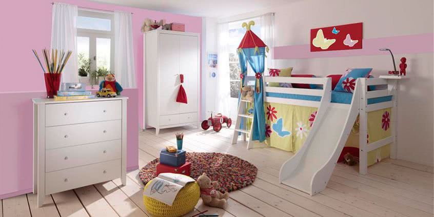 Łóżeczka dla maluchów – jak wybrać dobrze?