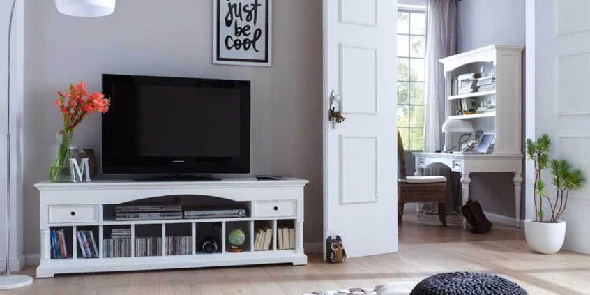 Szafki RTV – jak połączyć funkcjonalność i ładny wygląd?